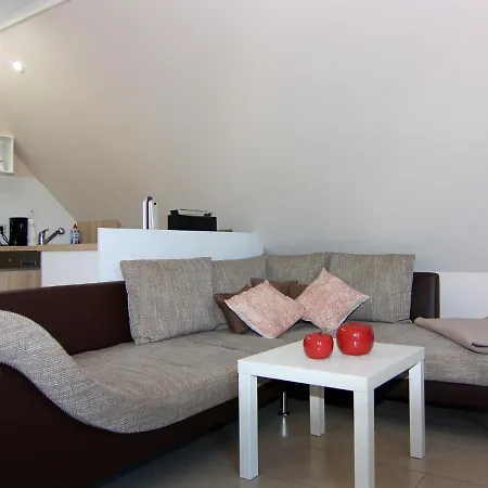 In In Strandnaehe Lejlighed